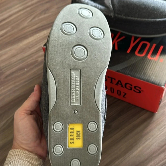 NWB Deer Stag SUPRO slippers - Picture 4 of 4